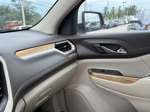 Used 2019 GMC Acadia Denali w/ Technology Package AWD/4WD image 22