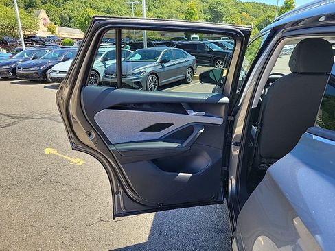 New 2025 Volkswagen Tiguan S image 46