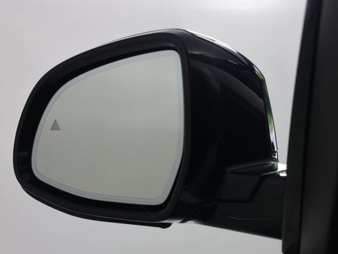 Used 2021 BMW ALPINA XB7 image 19