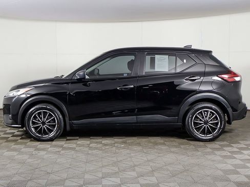Used 2022 Nissan Kicks S FWD image 14