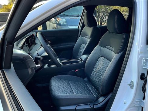 New 2026 Nissan Kicks SV image 15