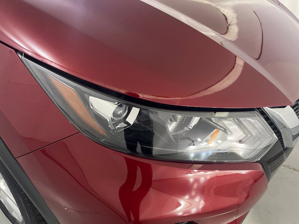 Used 2022 Nissan Rogue Sport SV AWD/4WD image 34