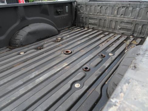 Used 2018 Ford F350 4x4 Crew Cab Super Duty image 17