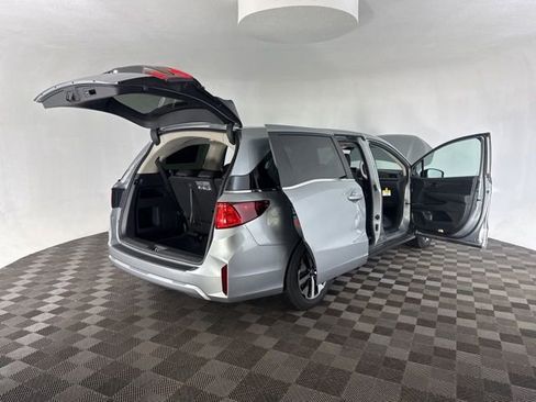Certified 2026 Honda Odyssey EX-L image 19