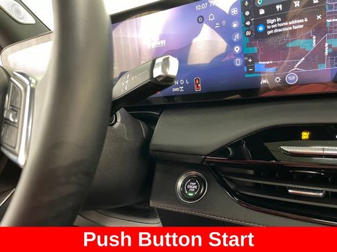 Certified 2026 Buick Enclave Avenir w/ Super Cruise Package AWD/4WD image 7
