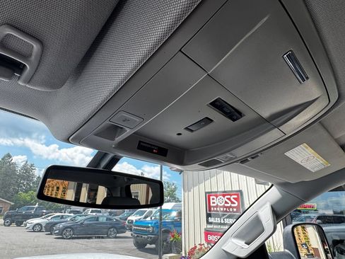 Used 2015 Chevrolet Silverado 2500 W/T w/ WT Convenience Package AWD/4WD image 20