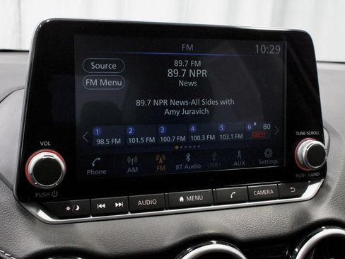 Used 2025 Nissan Sentra SV FWD image 3