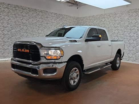 Used 2021 RAM 2500 Big Horn image 3