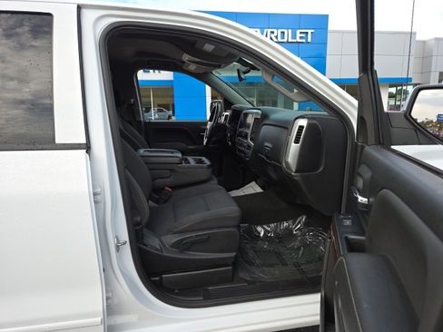 Used 2018 GMC Sierra 1500 SLE image 42