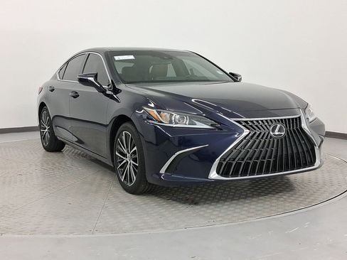 Certified 2025 Lexus ES 350 w/ Premium Package image 7