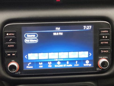 Used 2022 Nissan Kicks SR w/ Interior Electronics Package FWD image 25