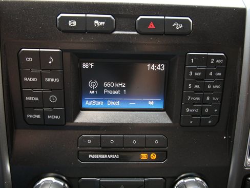Used 2017 Ford F350 XLT w/ XLT Value Package AWD/4WD image 27