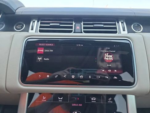 Used 2019 Land Rover Range Rover HSE AWD/4WD image 28