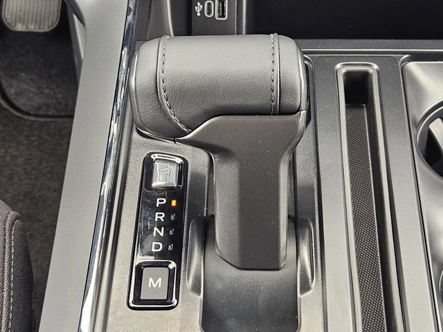 New 2026 Ford F150 XLT w/ Equipment Group 302A MID AWD/4WD image 18