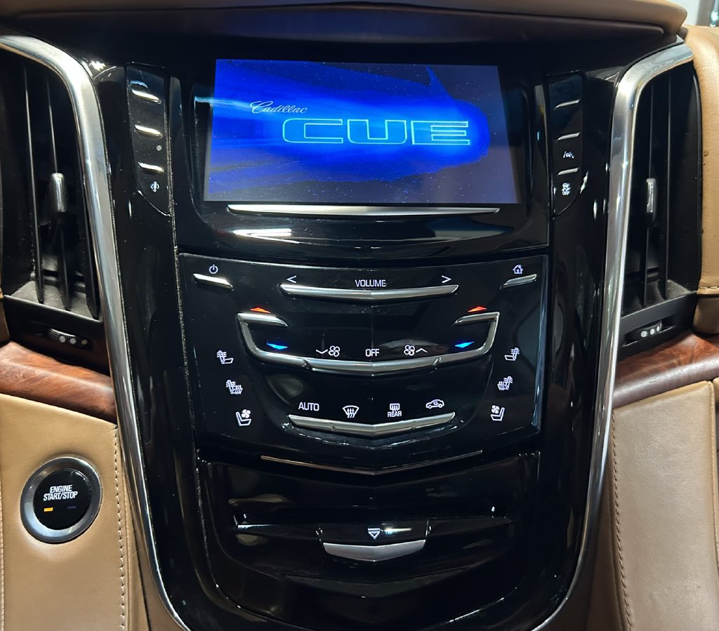 Used 2016 Cadillac Escalade ESV Platinum AWD/4WD image 21