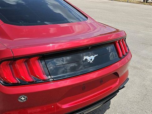 Used 2021 Ford Mustang Coupe RWD image 10