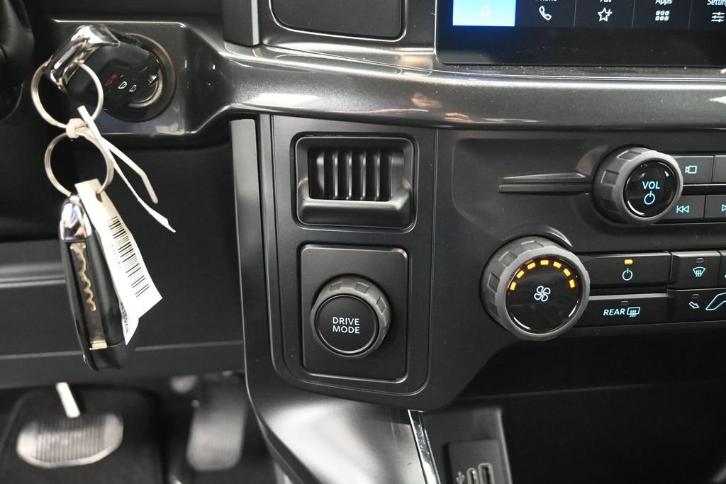 New 2026 Ford F150 STX w/ Equipment Group 200A RWD image 16