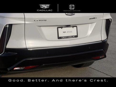 Used 2024 Cadillac Lyriq Luxury AWD/4WD image 9