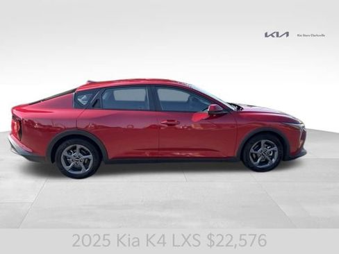 Used 2025 Kia K4 FWD image 9