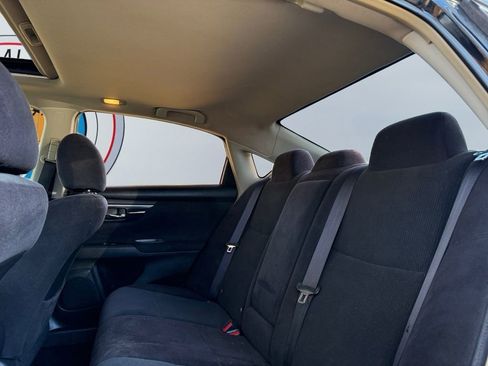 Used 2013 Nissan Altima 3.5 SV w/ Navigation Pkg FWD image 14