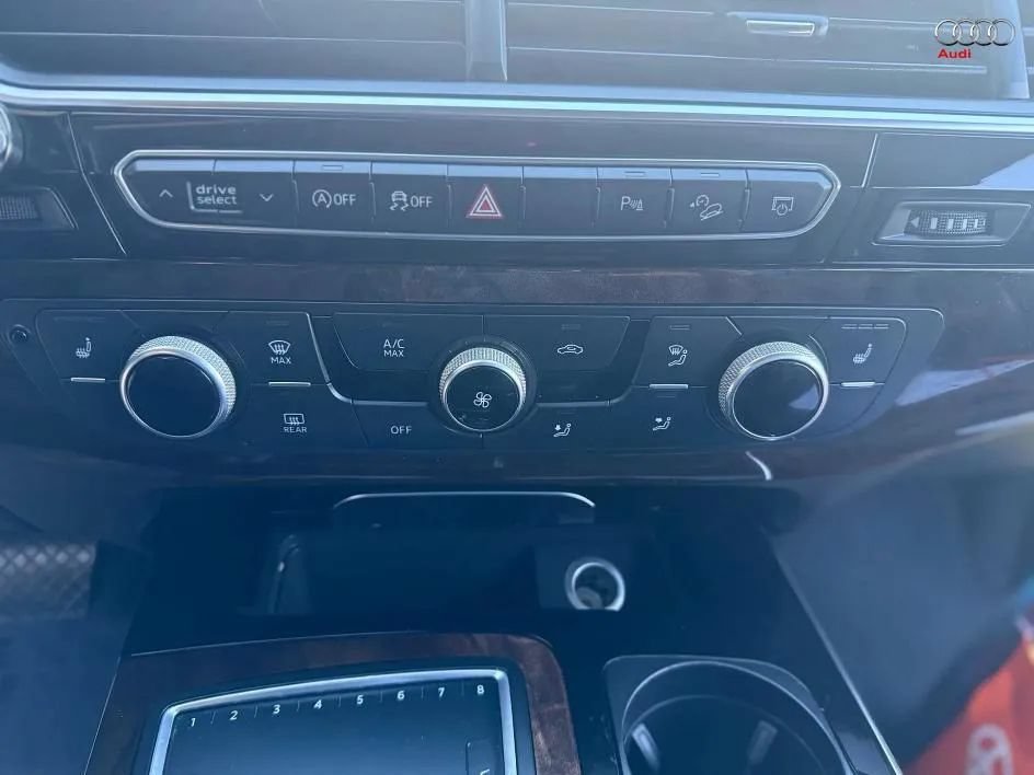 Used 2018 Audi Q7 3.0T Premium Plus AWD/4WD image 21