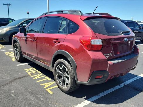 Used 2014 Subaru Crosstrek 2.0i Premium w/ Moonroof Package AWD/4WD image 4