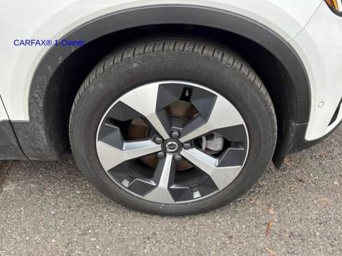 Used 2023 Volvo XC40 B5 Plus w/ Driver Assist Package image 13