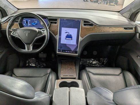 Used 2018 Tesla Model X 75D AWD/4WD image 20