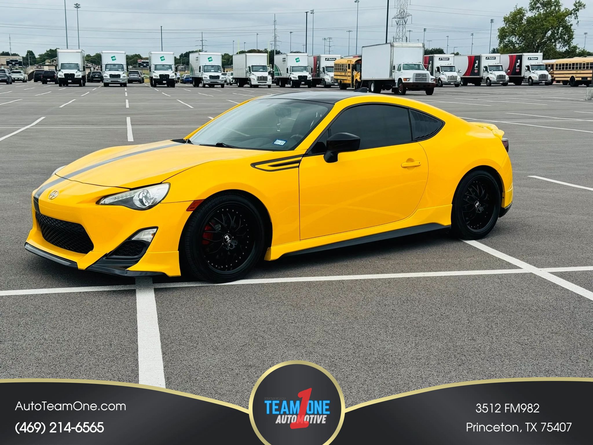 Used 2015 Scion FR-S Release Series 1.0 RWD image 1
