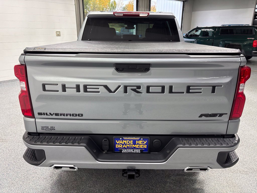 New 2026 Chevrolet Silverado 1500 RST AWD/4WD image 6