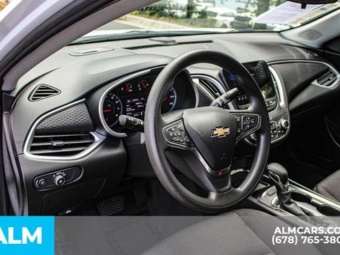 Used 2024 Chevrolet Malibu LT FWD image 21