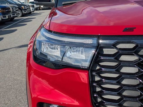 New 2026 Ford Explorer ST-Line w/ ST-Line Street Pack image 10