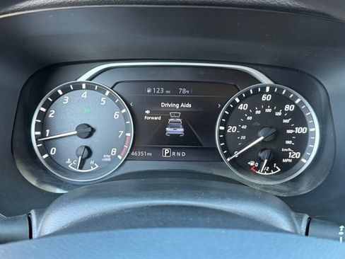 Used 2022 Nissan Frontier SV image 11