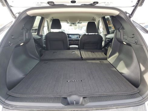 Certified 2025 Nissan Murano SV image 8