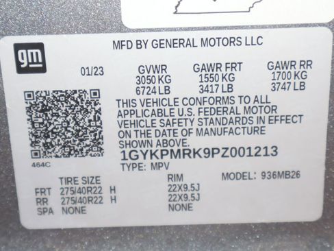 Used 2023 Cadillac Lyriq 2WD image 29