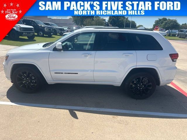 Used 2021 Jeep Grand Cherokee Laredo X AWD/4WD image 14
