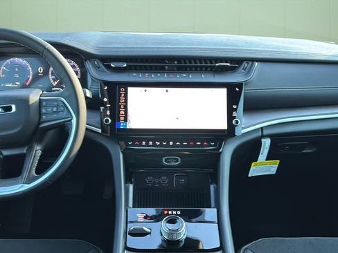 New 2026 Jeep Grand Cherokee Altitude AWD/4WD image 23