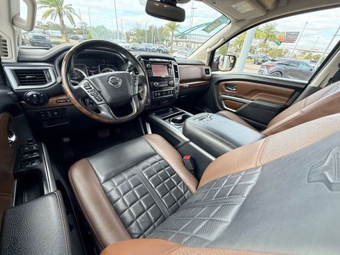 Used 2019 Nissan Titan Platinum Reserve w/ Platinum Utility Package image 22