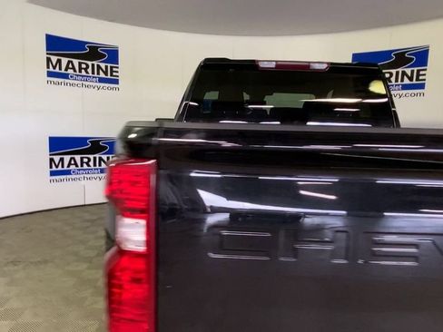 Used 2024 Chevrolet Silverado 2500 LT AWD/4WD image 9