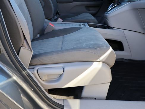 Used 2013 Honda CR-V LX image 10