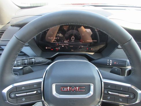 New 2026 GMC Acadia Elevation image 18