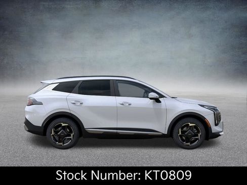 New 2026 Kia Sportage EX image 7