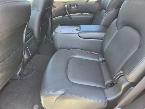Used 2021 Nissan Armada SL w/ Captain's Chairs Package RWD image 17