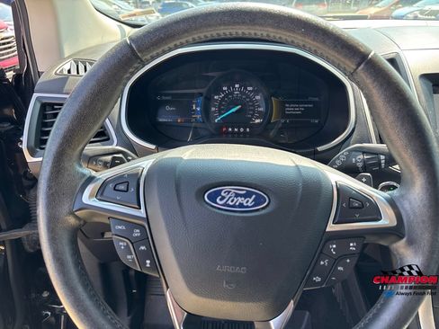Used 2019 Ford Edge SEL w/ Equipment Group 201A AWD/4WD image 15