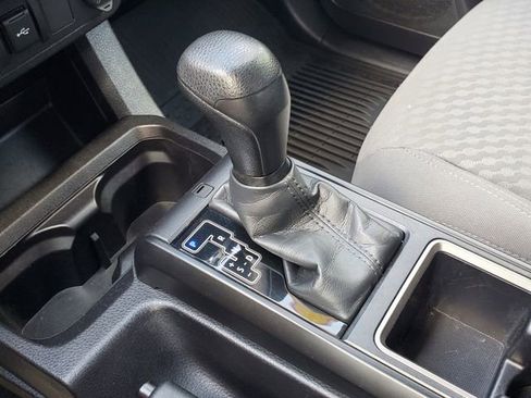 Used 2023 Toyota Tacoma SR AWD/4WD image 29
