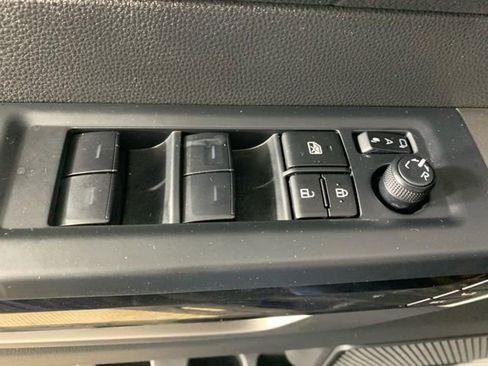 Used 2025 Toyota Sequoia Limited w/ TRD Off-Road Package image 31