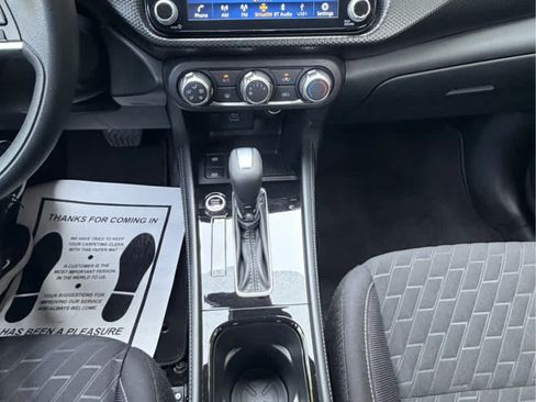 Used 2023 Nissan Kicks SV FWD image 24