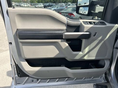 Used 2022 Ford F250 XLT w/ XLT Value Package AWD/4WD image 24
