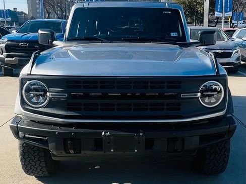 Used 2022 Ford Bronco Black Diamond image 8