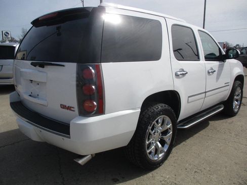 Used 2012 GMC Yukon Denali image 6